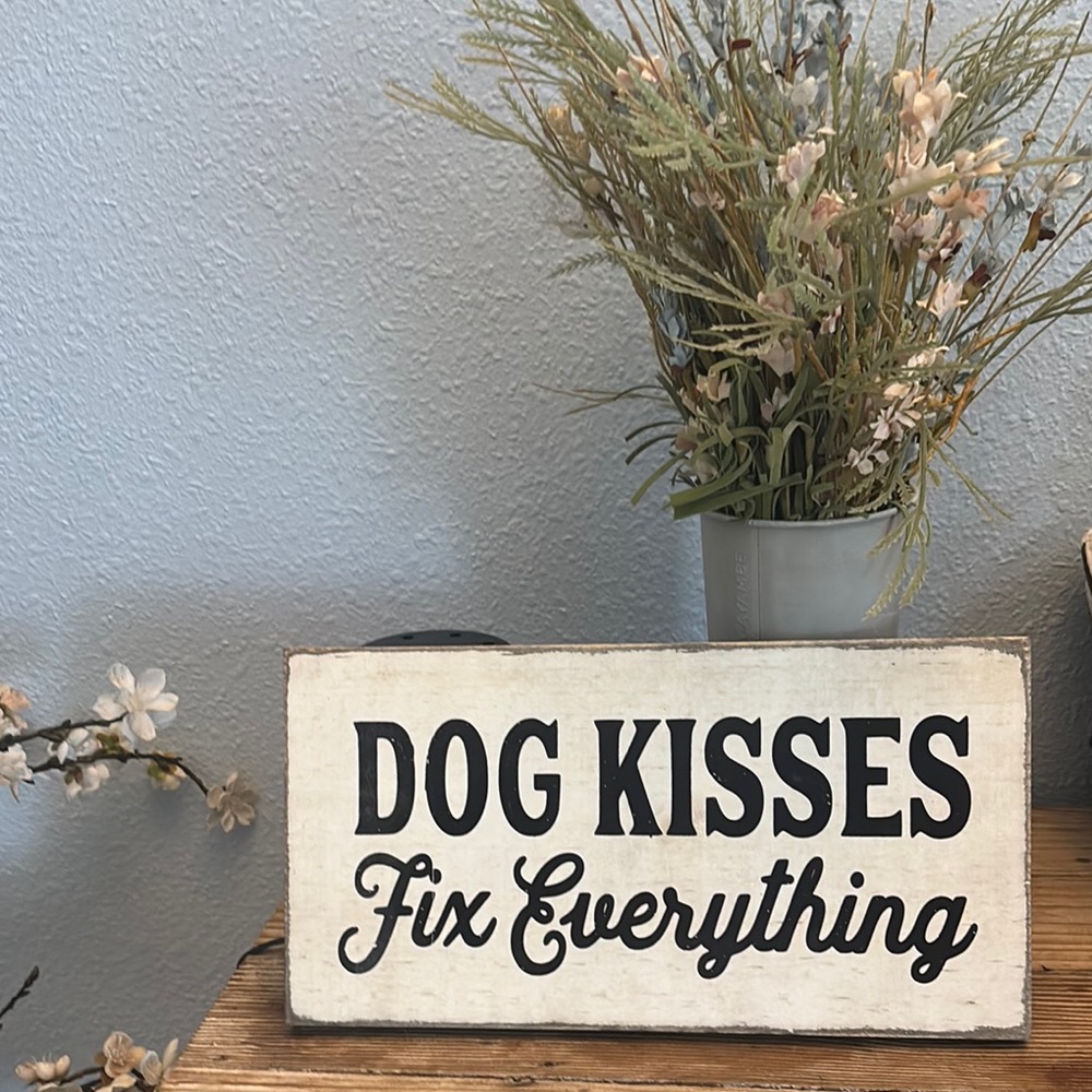 Decorative Dog Kisses Sign - Black and White
